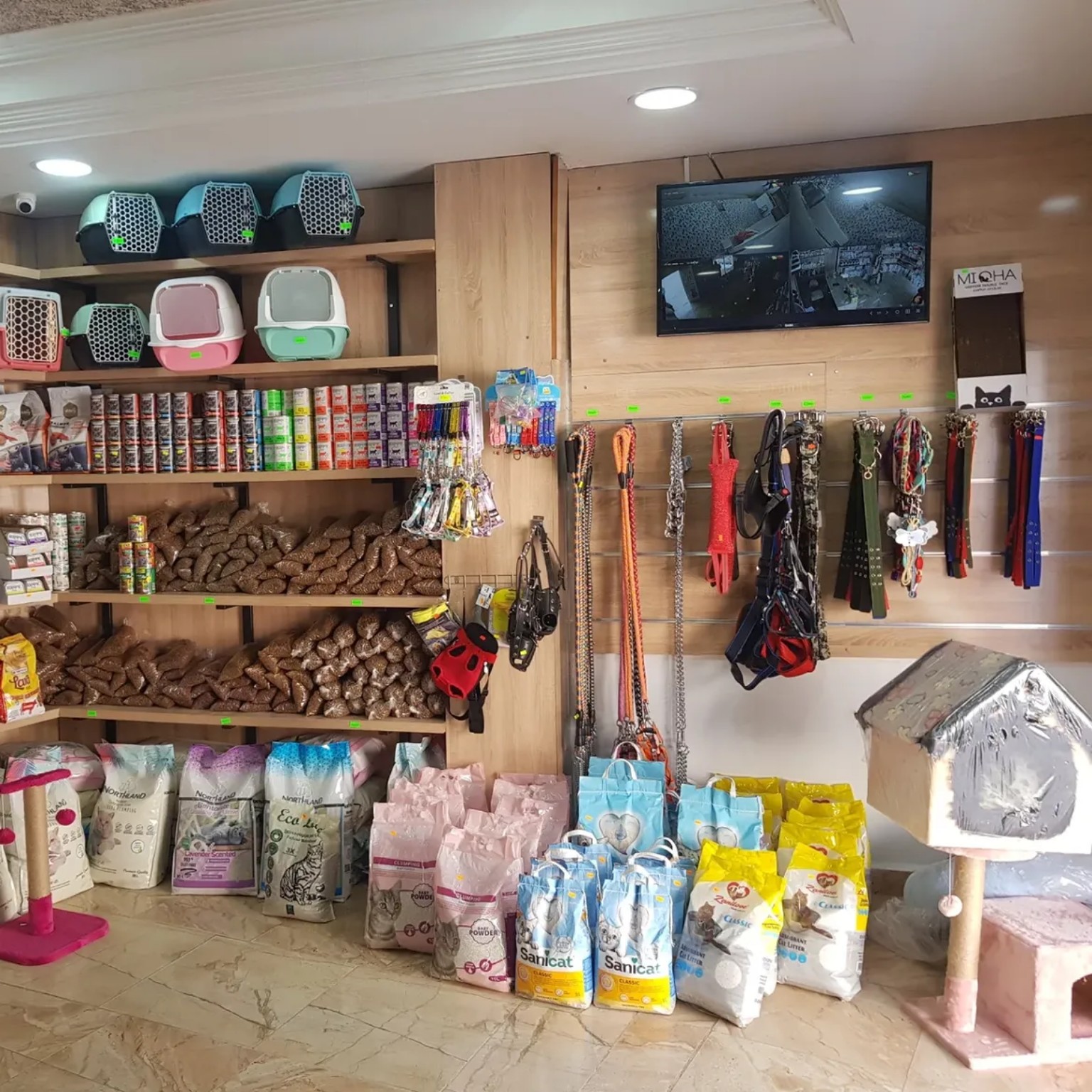 Présentoirs de produits de l'animalerie Animal Confort
